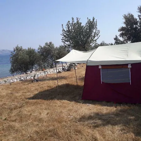 Iasos Kamp Cadir Karavan Alani Luxury tent *