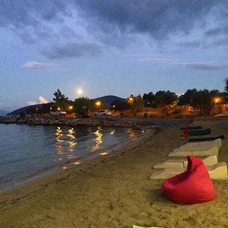 Iasos Kamp Cadir Karavan Alani *