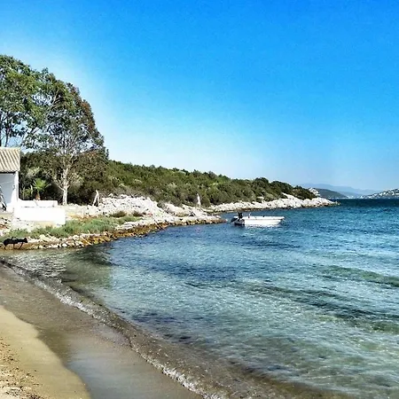 Iasos Kamp Cadir Karavan Alani * Kiyikislacik